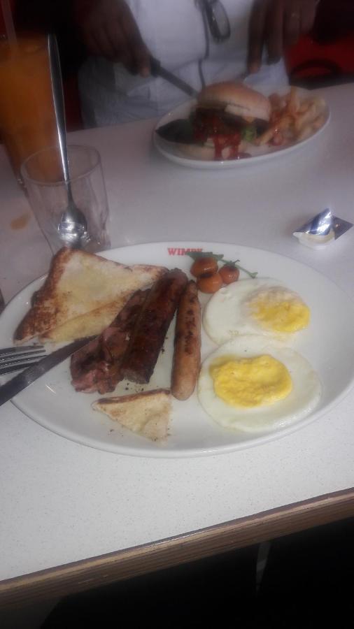 サビー Tehilah Bed & Breakfast エクステリア 写真